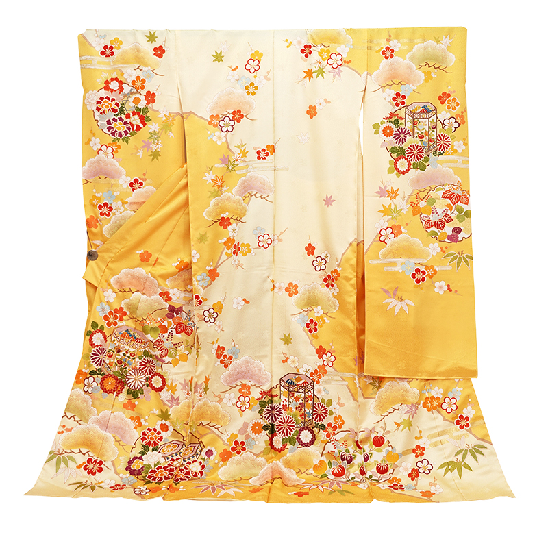 ys7174355; 貝桶に御所車・草花模様刺繍振袖 紺地に扇子・雲取り・貝桶文様の牡丹柄振袖MKK-005｜まるやま・京