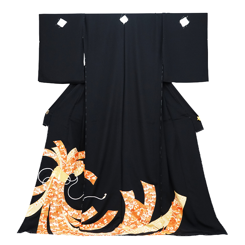 黒留袖 渡辺謙三「総刺繍 束ね熨斗」 − 黒留袖｜美はよろこび 着物の丸中